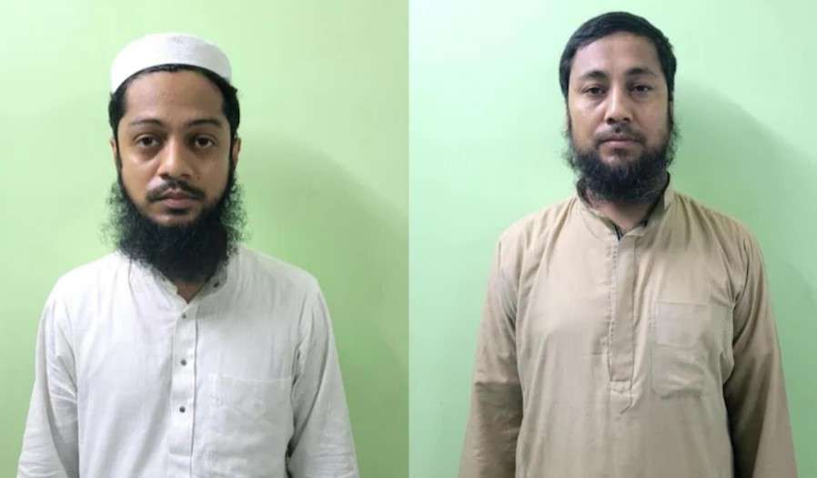 Read more about the article <p class='singletitle' >WB Police arrest 2 Muslims belonging to Islamic terror outfit Al-Qaida </p> <h4 class='subpost_title'> The STF has said that 17 more members of the Islamic terrorist outfit are active in the state. </h4>