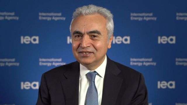 Read more about the article <p class='singletitle' >World is in its first truly global energy crisis: IEA Executive Director Birol </p> <h4 class='subpost_title'> Rising imports of LNG to Europe amid the Ukraine crisis and a potential rebound in Chinese appetite for the fuel will tighten the market as only 20 billion cubic meters of new LNG capacity will come to market next year, Birol said.</h4>