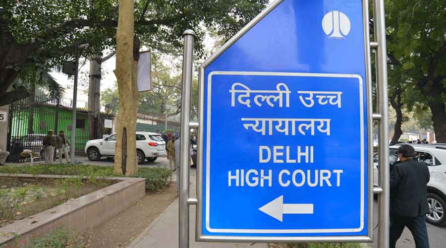 Read more about the article Delhi High Court issues notice on PIL seeking removal of illegal unauthorized mosques, dargahs, mazars at public places