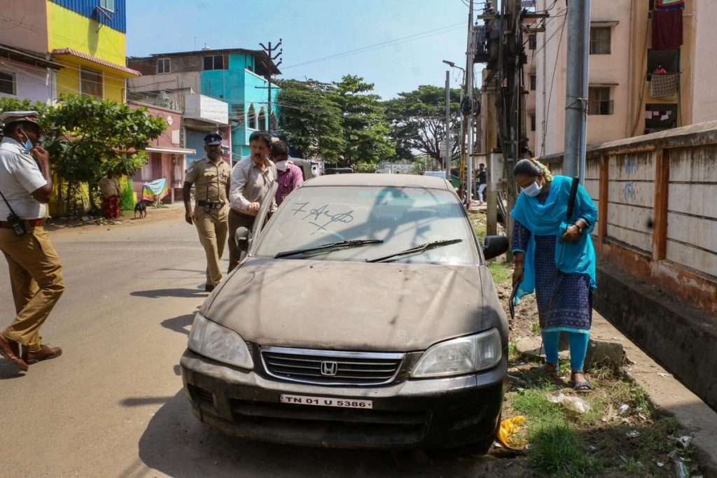 Read more about the article <p class='singletitle' >Investigators suspect explosive materials were purchased online in Coimbatore blast case </p> <h4 class='subpost_title'> DGP stated that senior police officers have been instructed to monitor scrap dealers who deal with abandoned or condemned vehicles throughout the state.</h4>