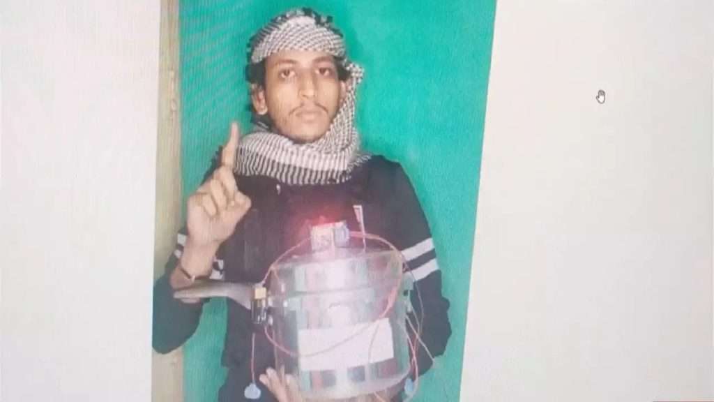 Read more about the article <p class='singletitle' >Mangaluru auto blast case: Police identify Mohammad Shariq as passenger carrying a low-intensity Improvised Explosive device </p> <h4 class='subpost_title'> In 2020 Shariq was arrested in a terror graffiti case in Mangaluru and was booked under the Unlawful Activities Prevention (UAPA) Act. He later got bail on technical grounds.</h4>