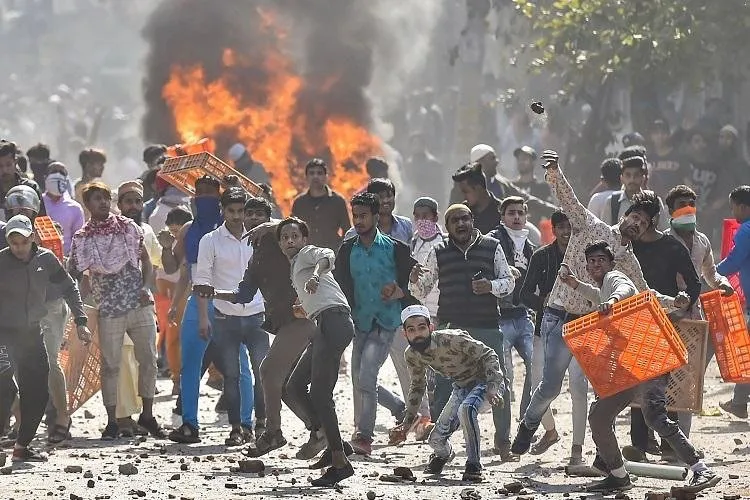 Read more about the article Anti-Hindu Delhi riots 2020: Court awards 7 years jail term to nine Muslims for rioting, arson