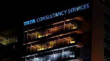 Read more about the article <p class='singletitle' >No longer work from home, TCS calls employees to return to the office </p> <h4 class='subpost_title'> The decision was made after considering the general interest among employees who want to return to their desks for work.</h4>