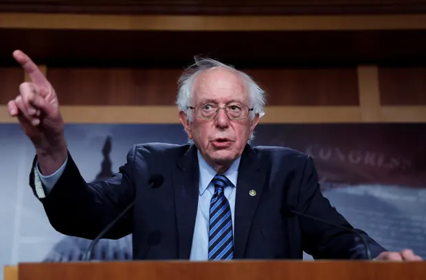 Read more about the article US: Bernie Sanders says all income over $999m should be confiscated by govt