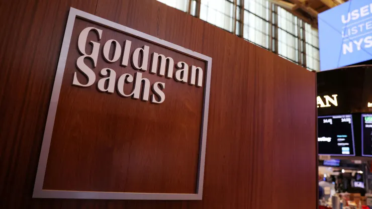 Read more about the article Goldman Sachs to pay $215 million to end gender bias lawsuit