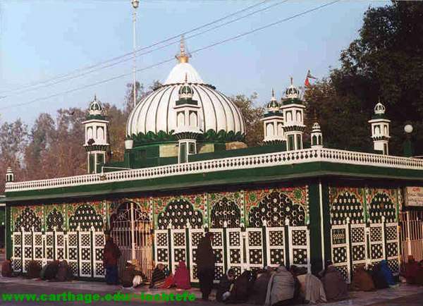 Read more about the article Hindu woman files petition seeking permission to worship at Piran Kaliyar, dargah; Uttarakhand High Court grants permission