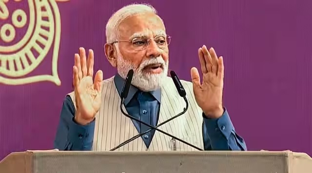Read more about the article War-like situation globally, India needs strong government: PM Modi