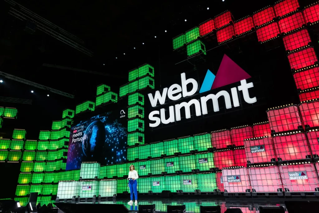 Read more about the article Intel, Siemens pull out of Web Summit over event leader’s criticism of Western support for Israel