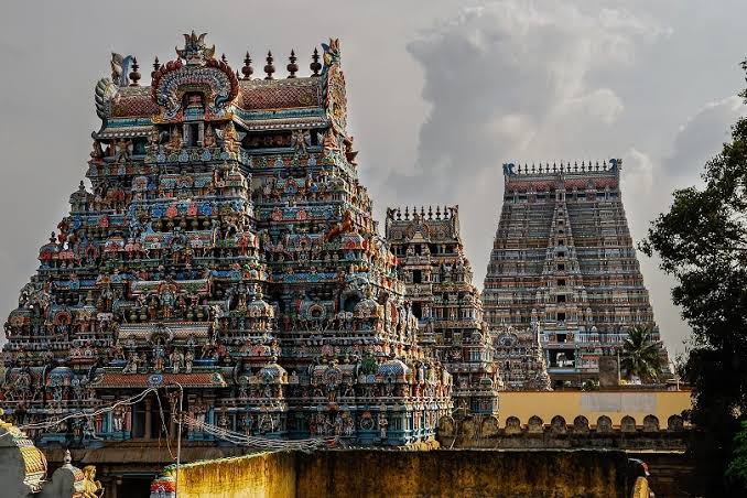 Read more about the article 48 temples will live stream opening of donation boxes on YouTube: Tamil Nadu govt to Madras High Court