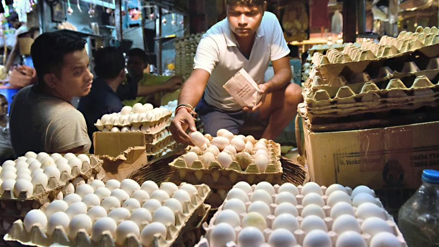 Read more about the article Mid-day meals in Maharashtra govt schools to have eggs