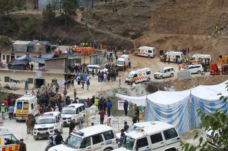 Read more about the article Uttarakhand tunnel collapse: All 41 trapped workers rescued after 17 days