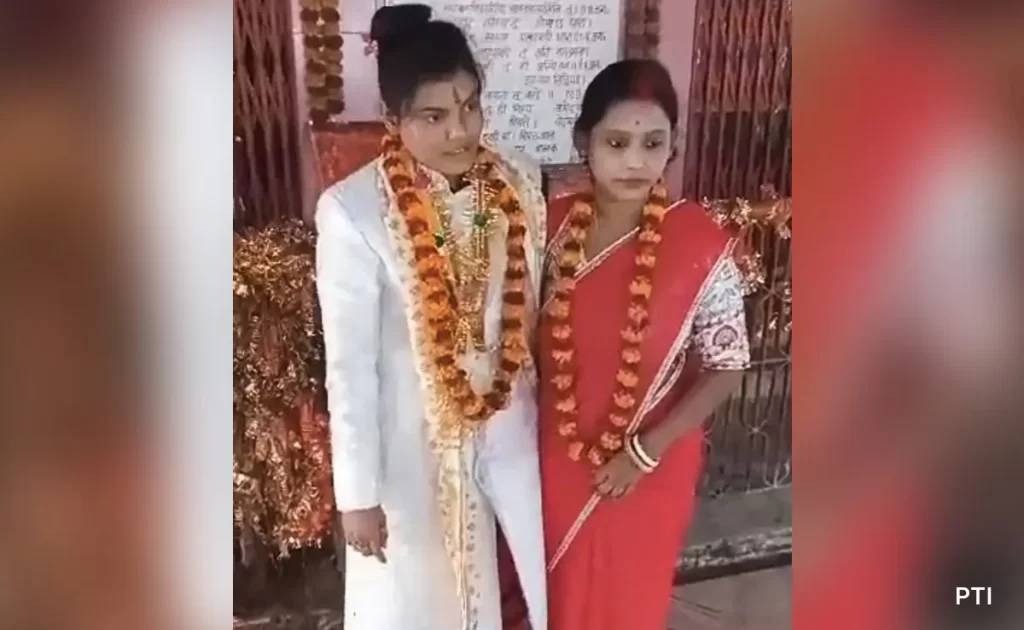 Read more about the article UP: Lesbian couple from West Bengal ‘marries’ at temple in Deoria