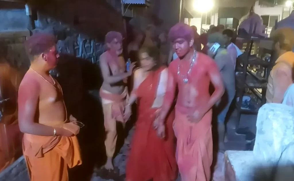 Read more about the article 14 priests injured in fire at Ujjain’s Mahakal Temple