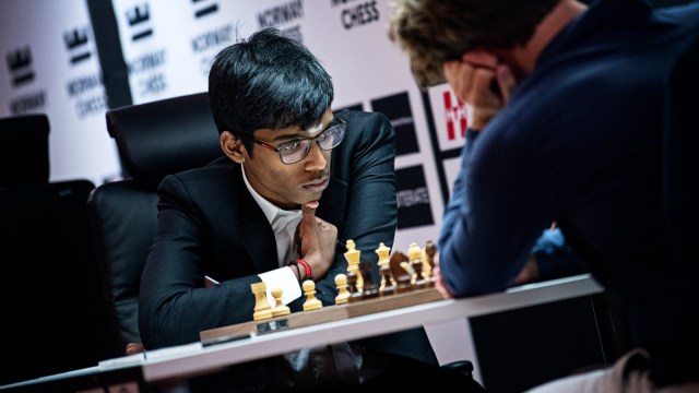 Read more about the article Praggnanandhaa clinches first classical chess win over world No.1 Carlsen