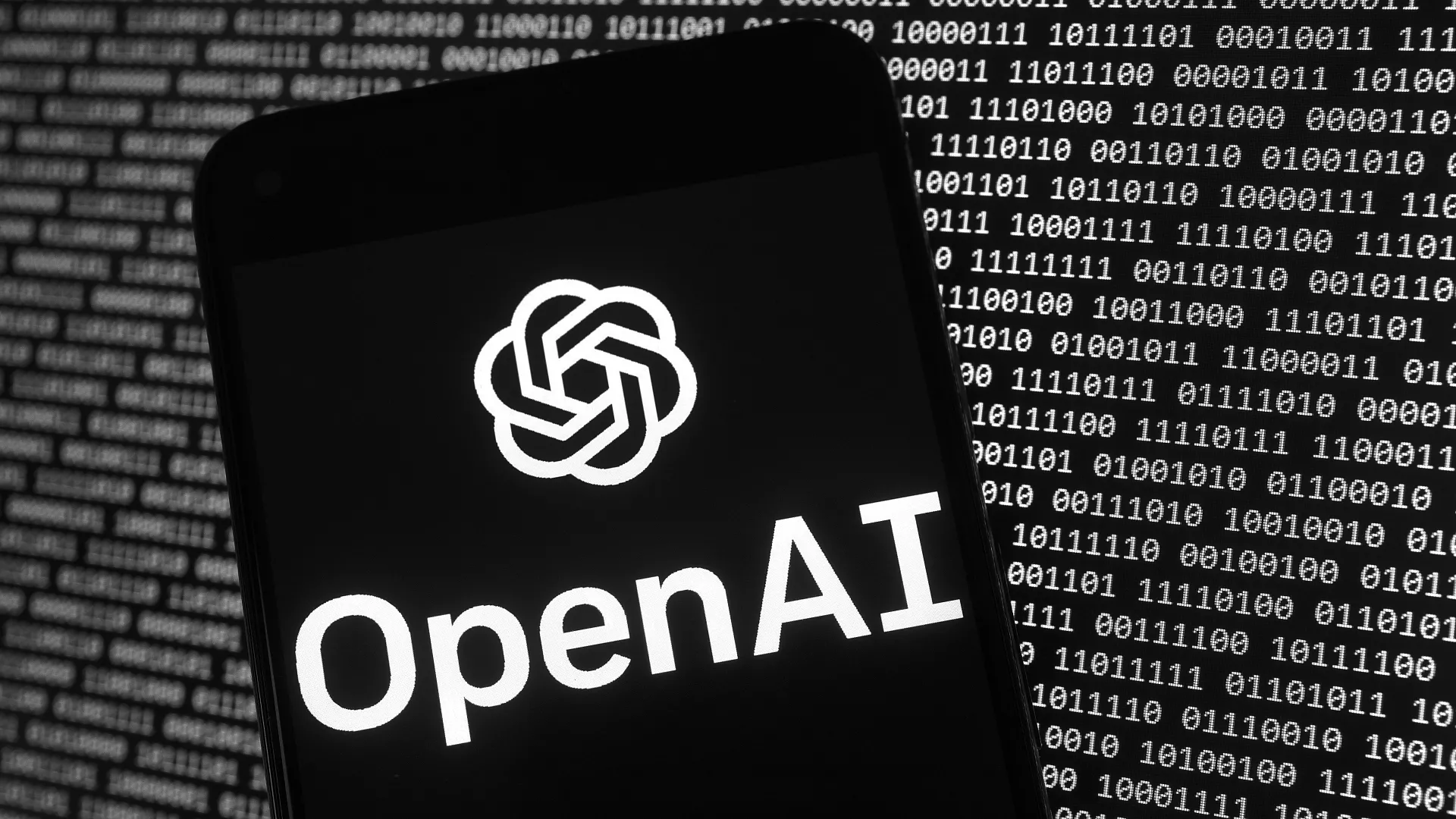 OpenAI unveils new AI model with eerily human voice assistant